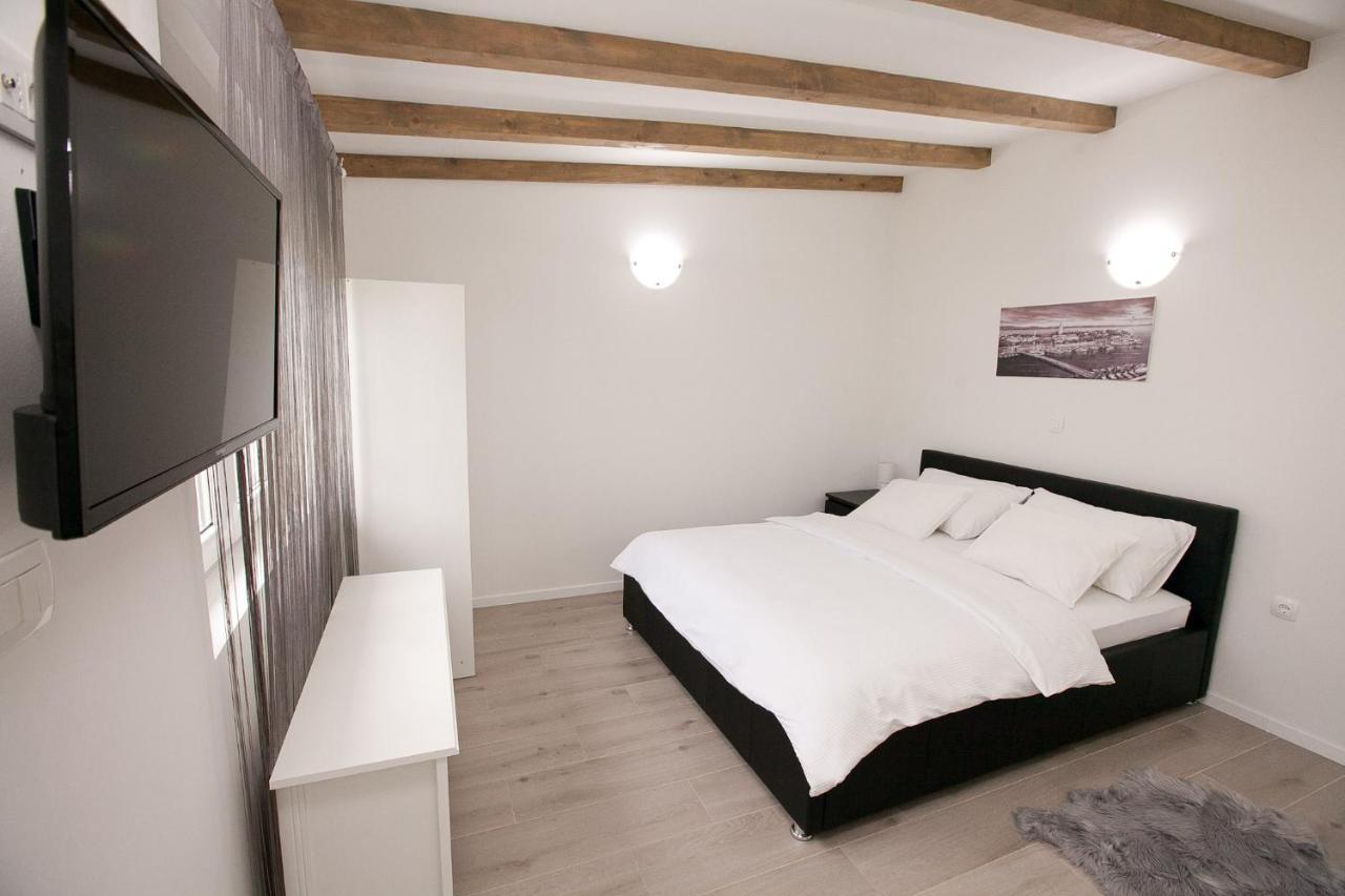 Studio Apartments Tara Zadar Exterior foto