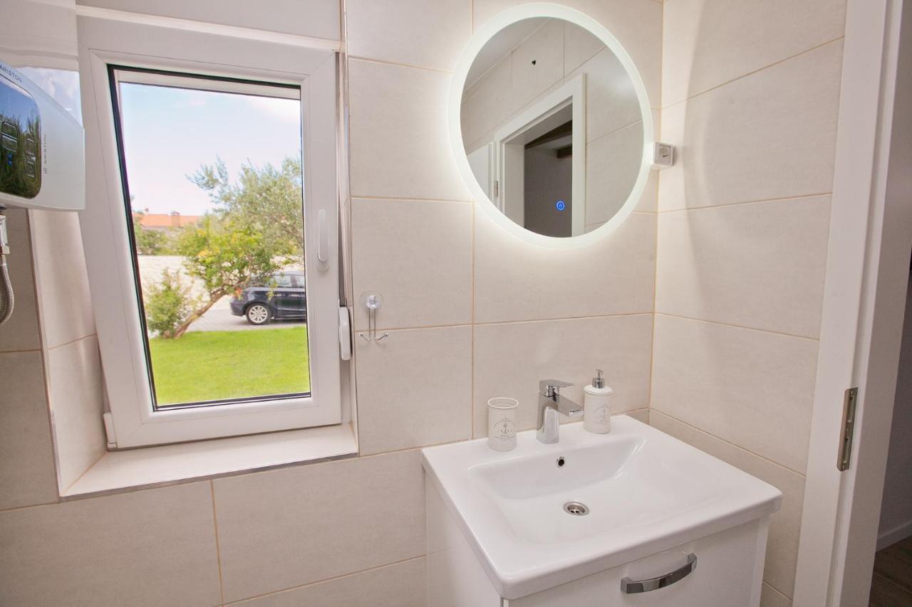 Studio Apartments Tara Zadar Exterior foto