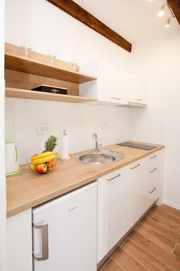 Studio Apartments Tara Zadar Exterior foto