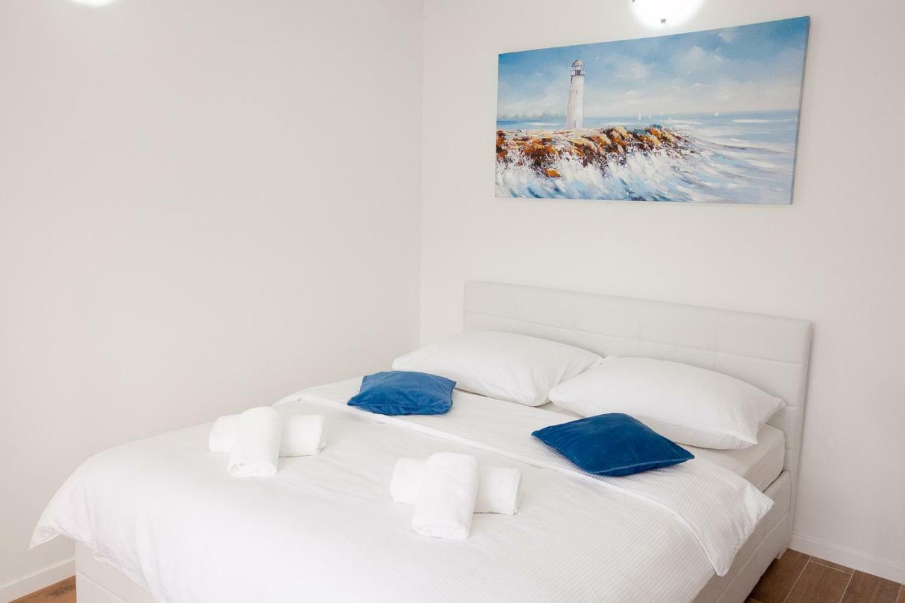 Studio Apartments Tara Zadar Exterior foto